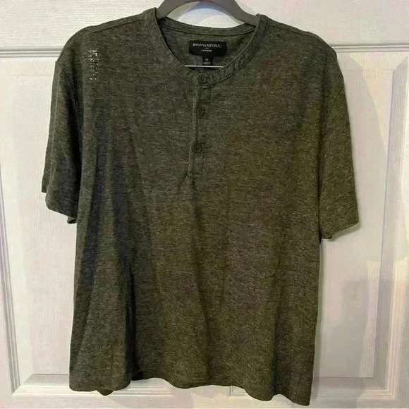 Banana Republic Womens Linen Blend Short Sleeved Short, Olive Green Size Medium - Picture 1 of 4